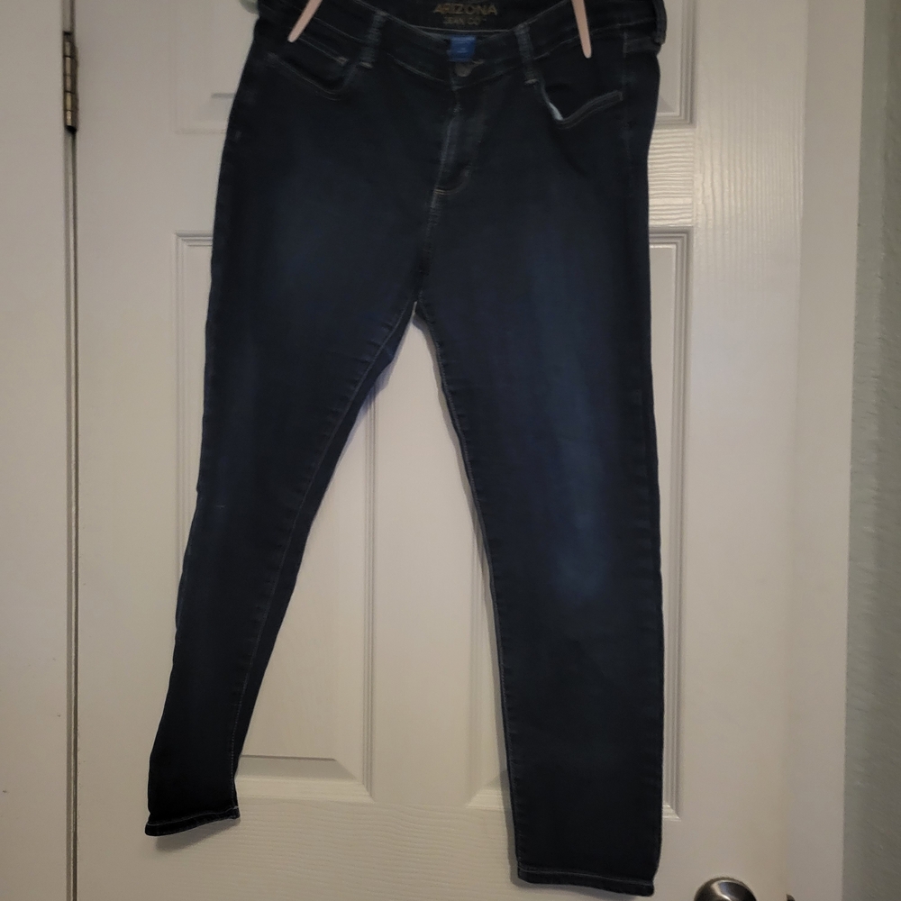 Arizona Jean Company Women's Dark Blue Skinny Jeans